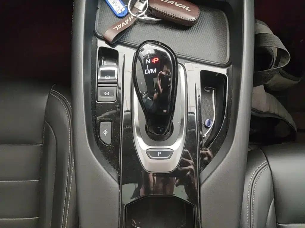Haval F7x 2021 2.0T Two-Wheel Drive Intelligent Technology Edition — миниатюра 14