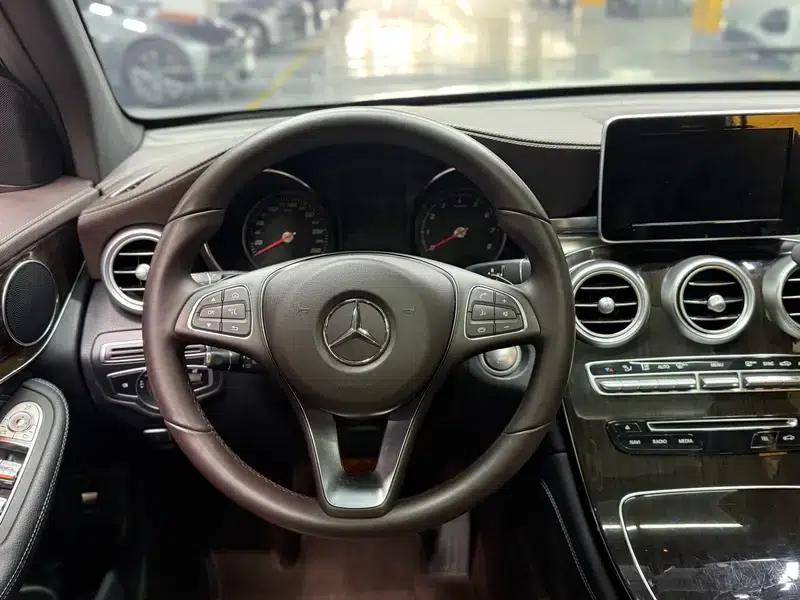 2019 Mercedes-Benz GLC 260 L 4MATIC Dynamic — миниатюра 23