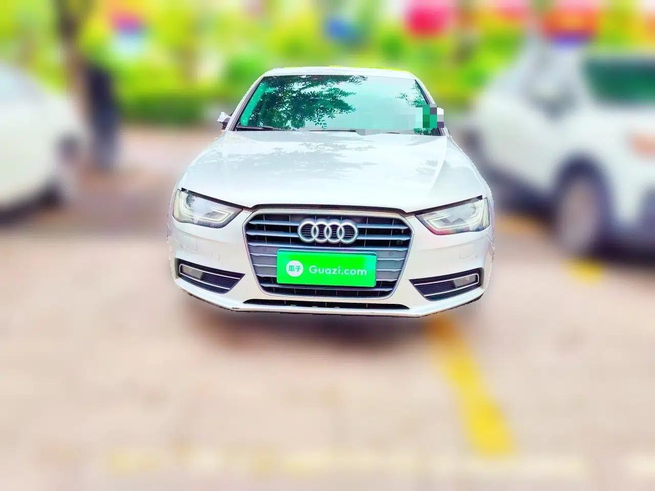 Audi A4L 2013 35 TFSI Automatic Standard Model — миниатюра 2