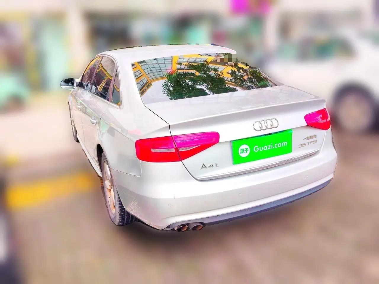 Audi A4L 2013 35 TFSI Automatic Standard Model — миниатюра 4