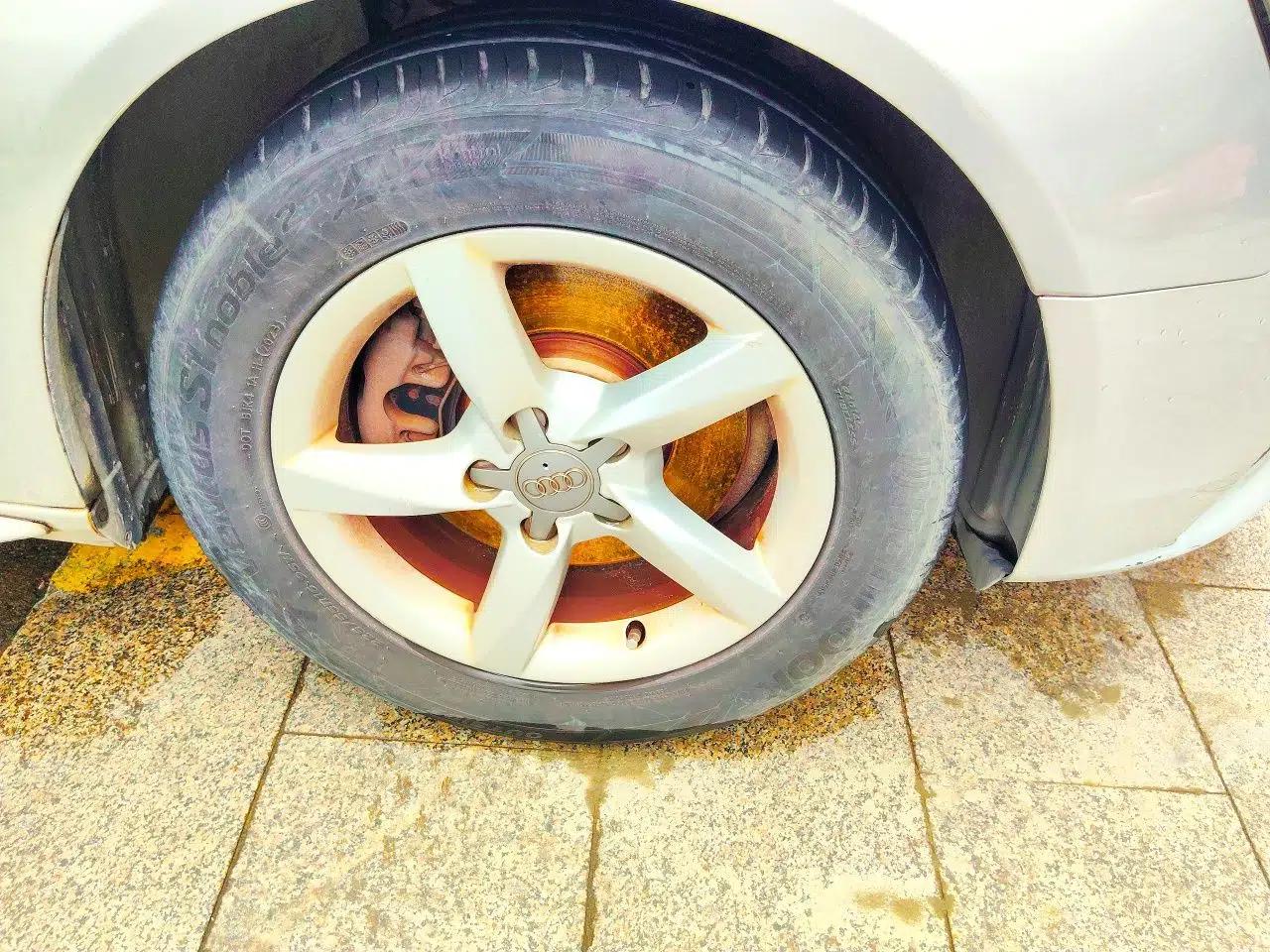 Audi A4L 2013 35 TFSI Automatic Standard Model — миниатюра 8