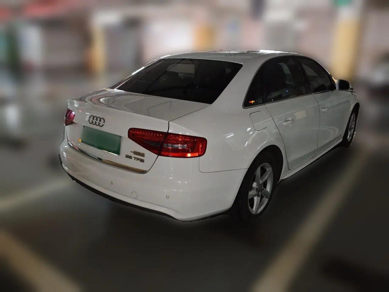 Audi A4L 2013 35 TFSI Automatic Comfort Model — миниатюра 6