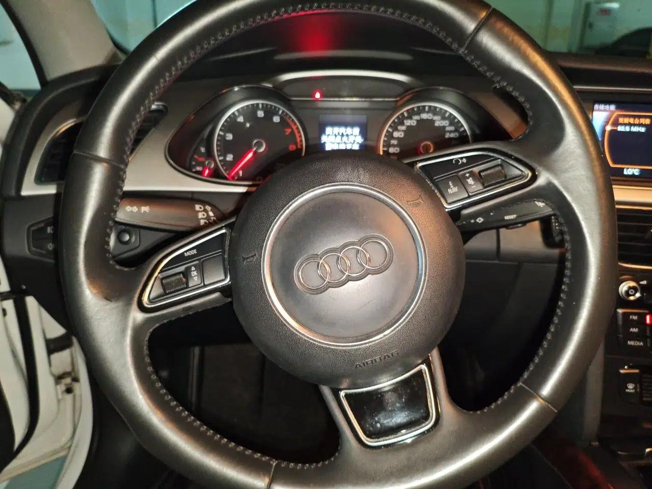 Audi A4L 2013 35 TFSI Automatic Comfort Model — миниатюра 10