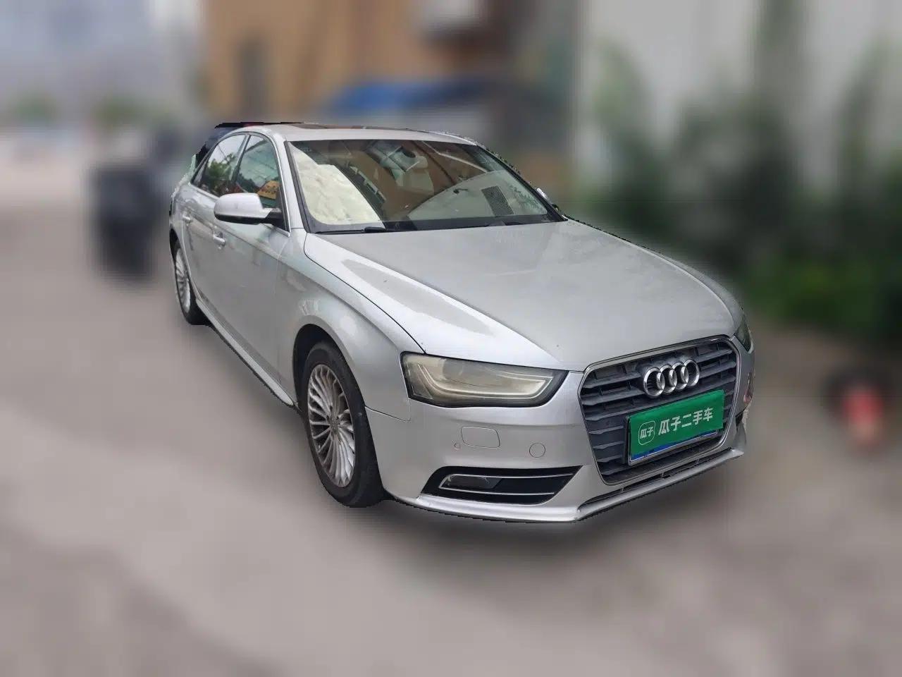 Audi A4L 2015 35 TFSI Automatic Comfort Model — миниатюра 3