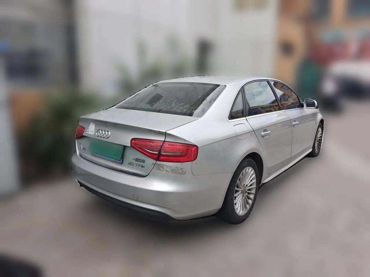 Audi A4L 2015 35 TFSI Automatic Comfort Model — миниатюра 6
