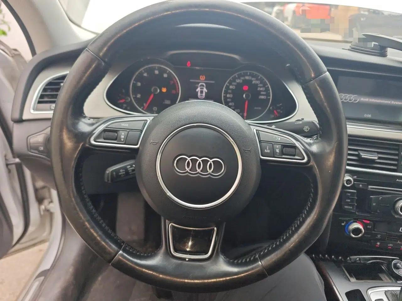 Audi A4L 2015 35 TFSI Automatic Comfort Model — миниатюра 10