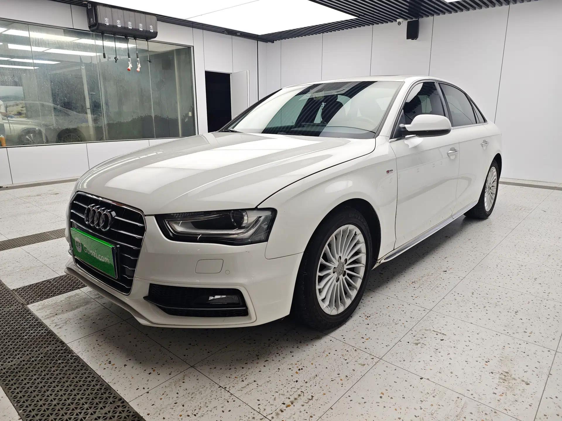 Audi A4L 2016 35 TFSI Collection Edition S line Comfort Model — миниатюра 1