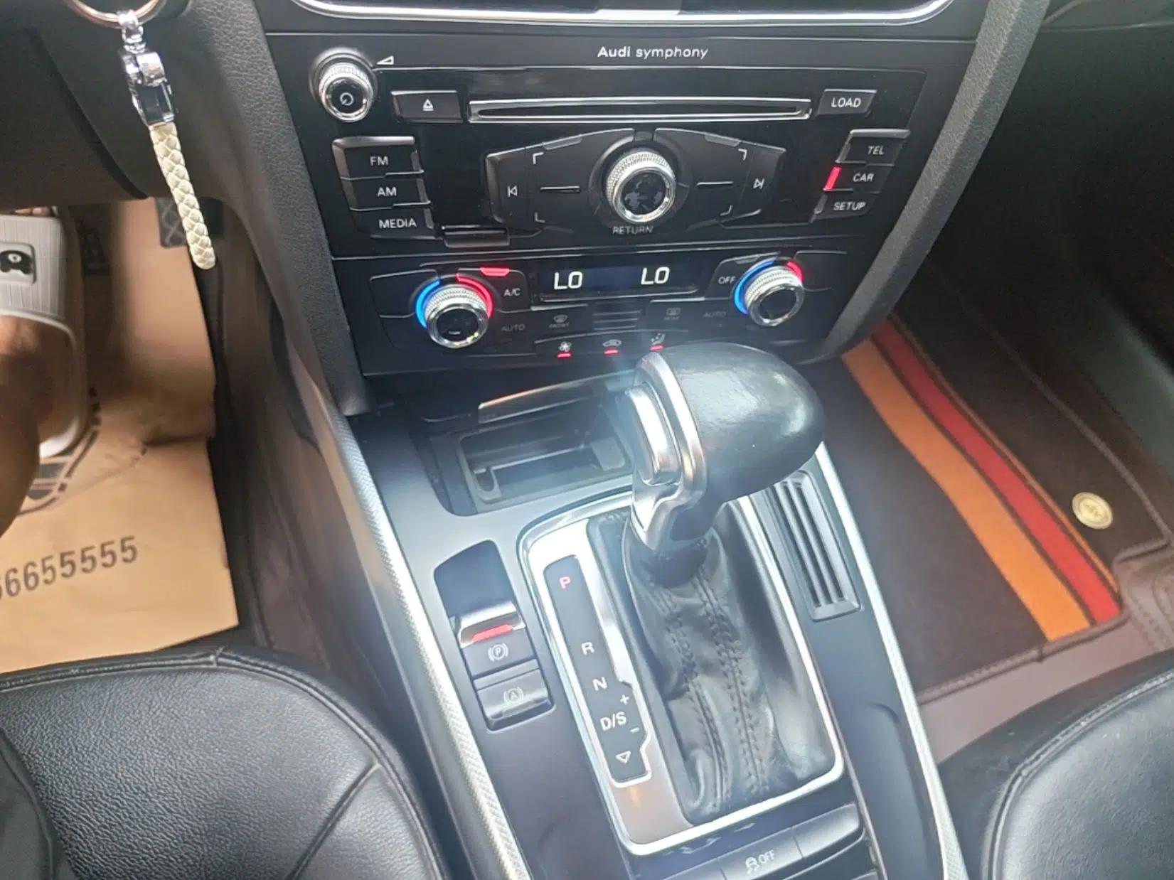 Audi A4L 2015 35 TFSI Automatic Standard Model — миниатюра 16