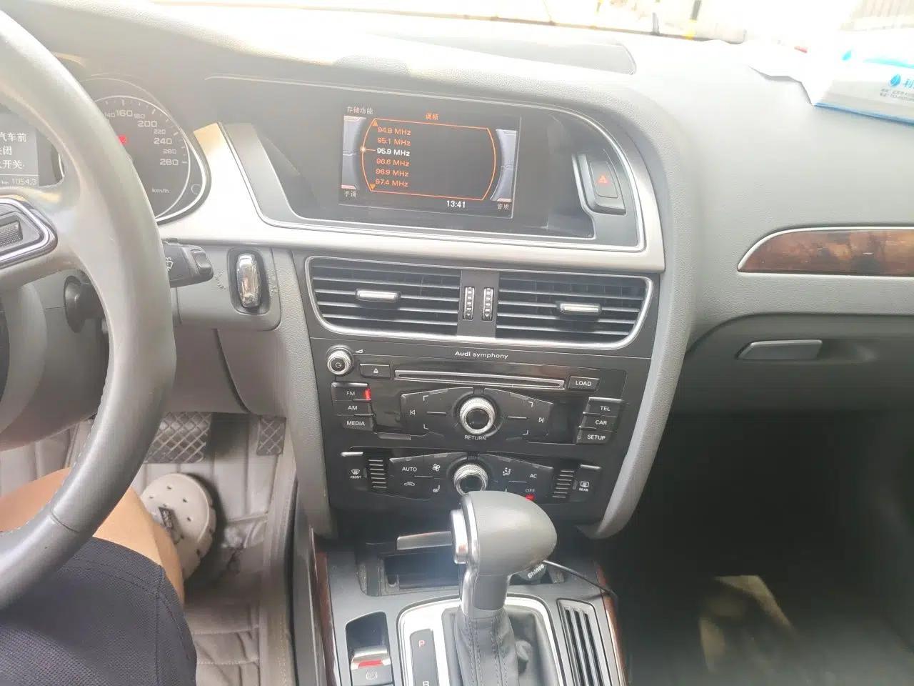 Audi A4L 2013 35 TFSI Automatic Comfort Model — миниатюра 13