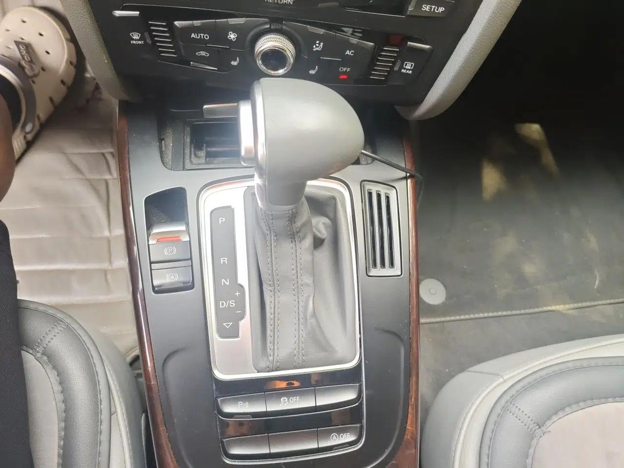 Audi A4L 2013 35 TFSI Automatic Comfort Model — миниатюра 14