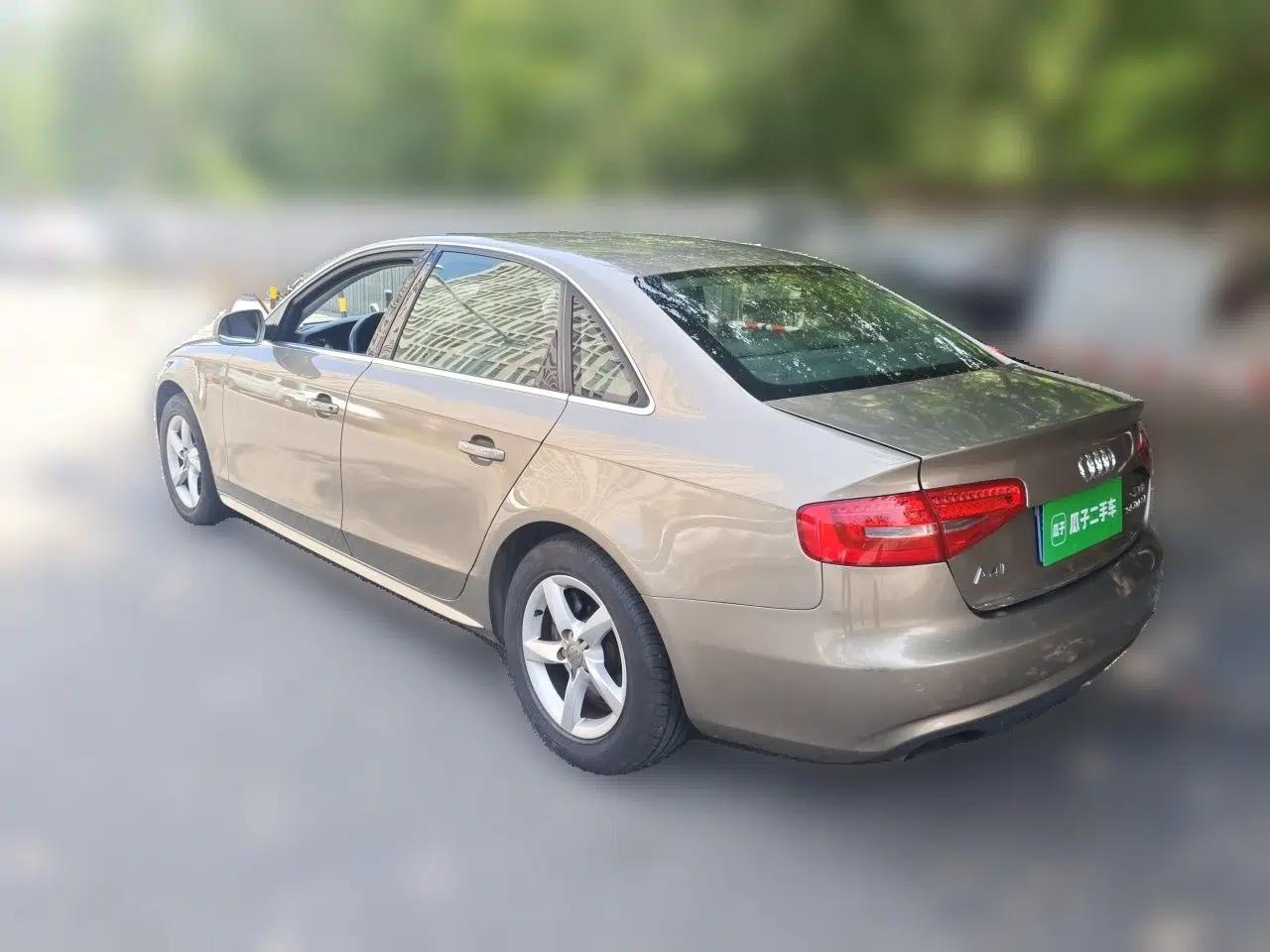 Audi A4L 2013 35 TFSI Automatic Comfort Model — миниатюра 4