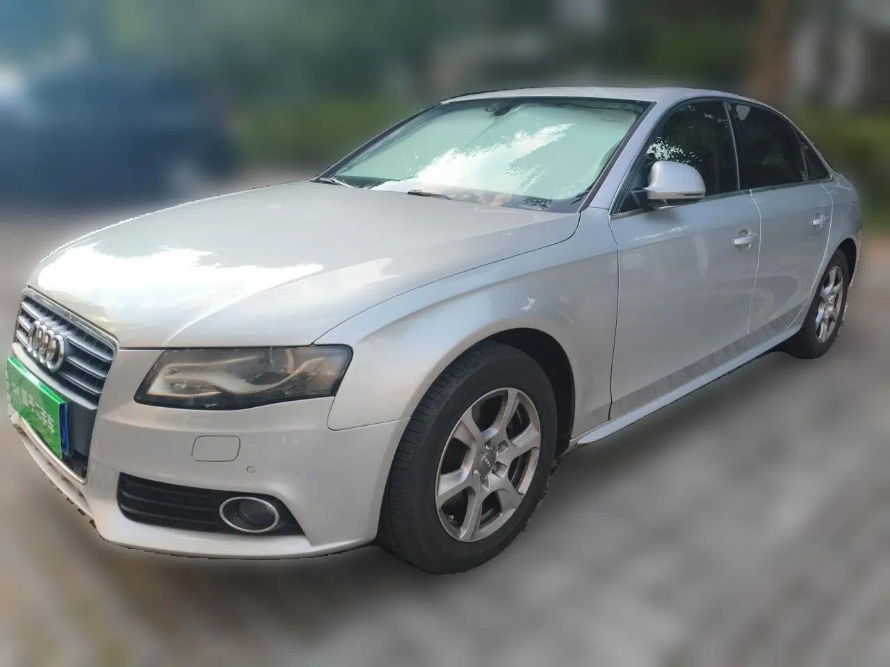 Audi A4L 2010 2.0 TFSI Technology Edition — миниатюра 1