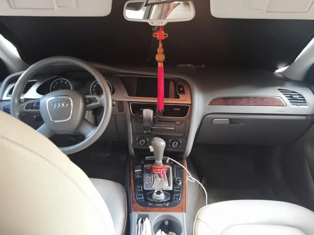 Audi A4L 2010 2.0 TFSI Technology Edition — миниатюра 9