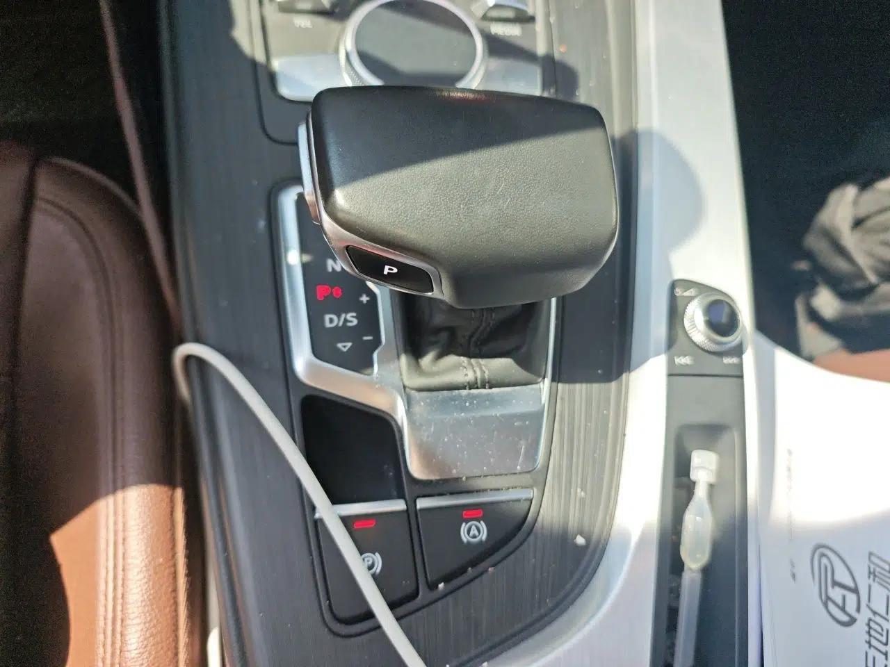 Audi A4L 2019 40 TFSI Fashion Version China V — миниатюра 14