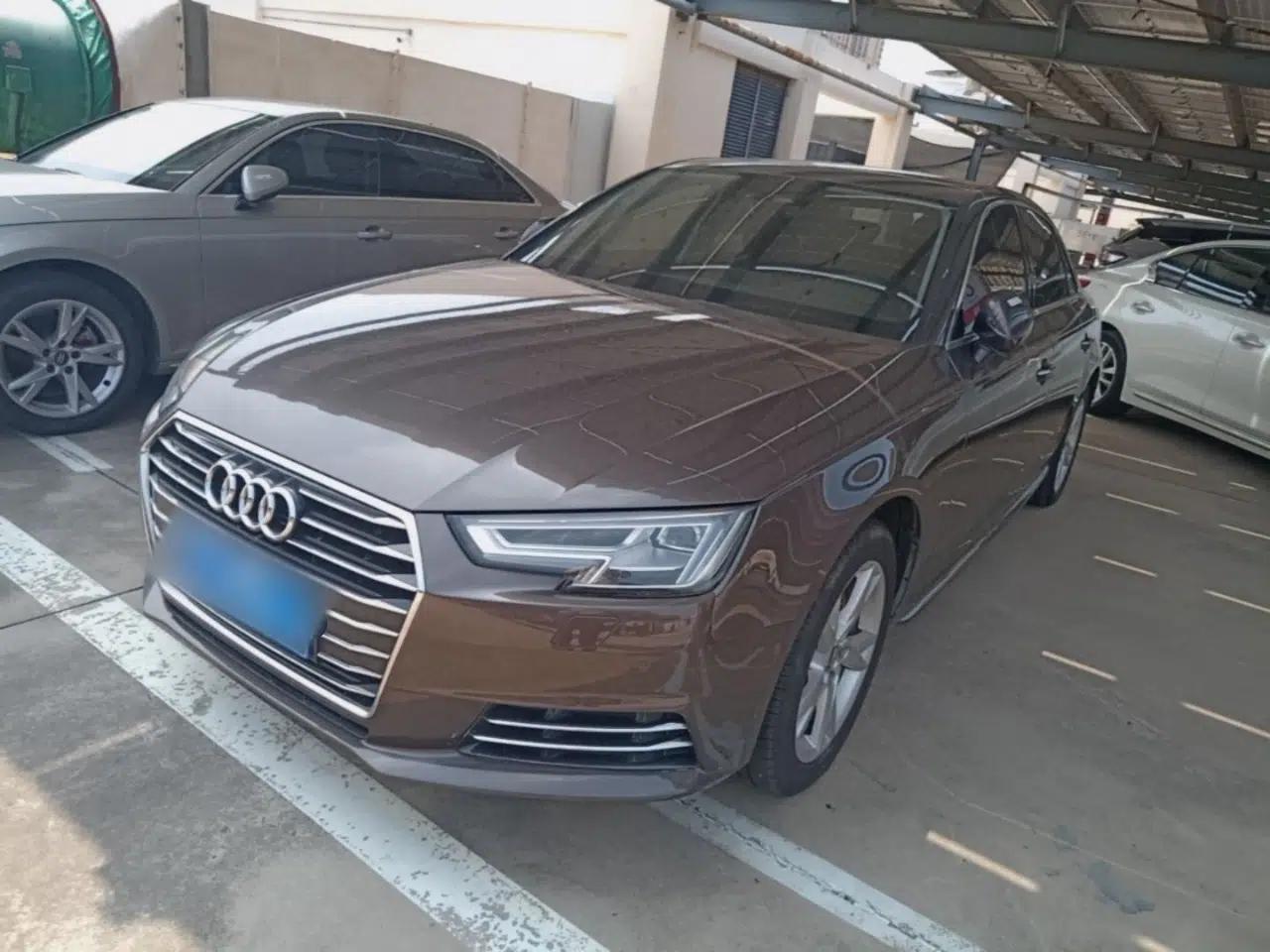 Audi A4L 2018 30th Anniversary Edition 40 TFSI Trendy Model — миниатюра 1