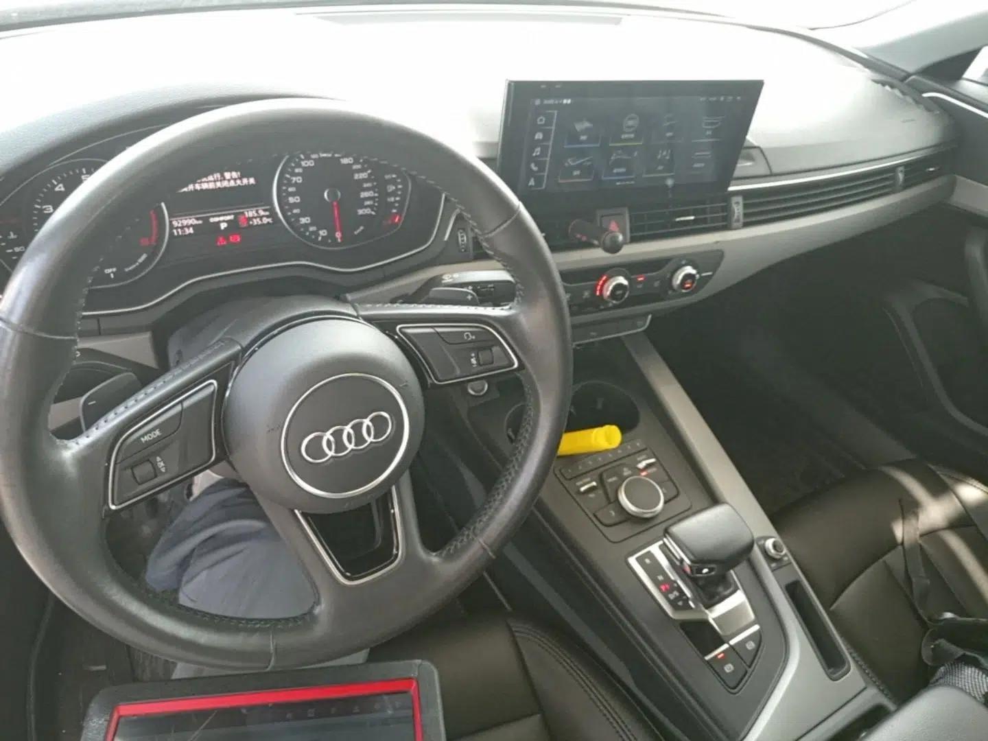 Audi A4L 2018 30th Anniversary Edition 40 TFSI Trendy Model — миниатюра 12