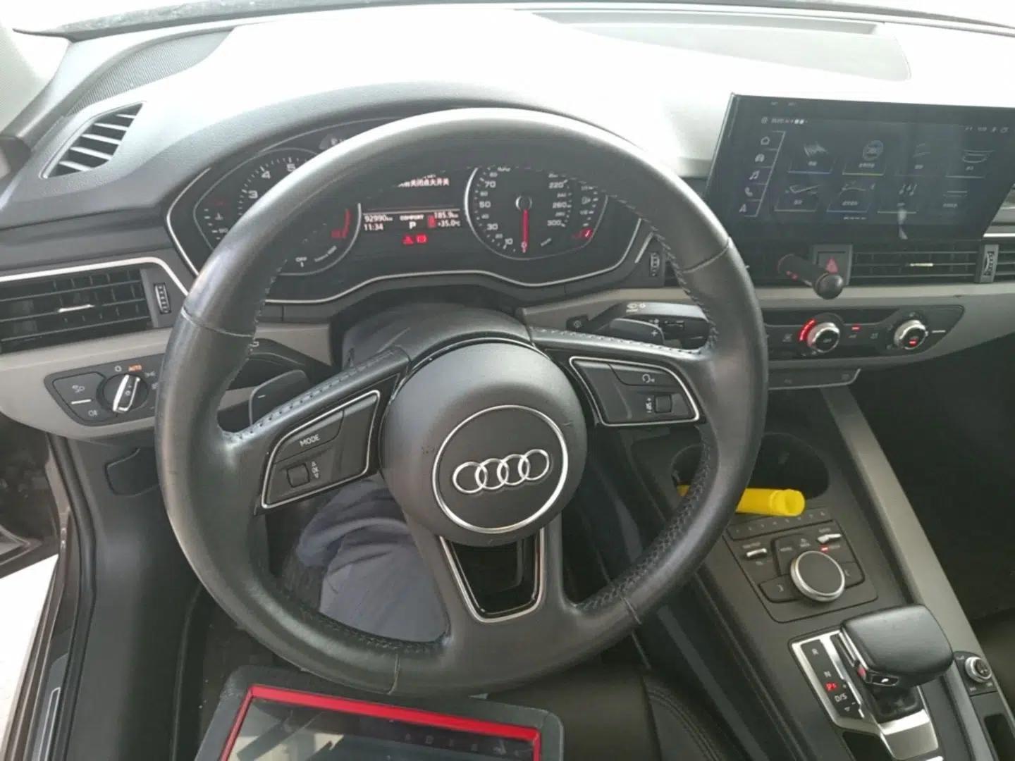Audi A4L 2018 30th Anniversary Edition 40 TFSI Trendy Model — миниатюра 13