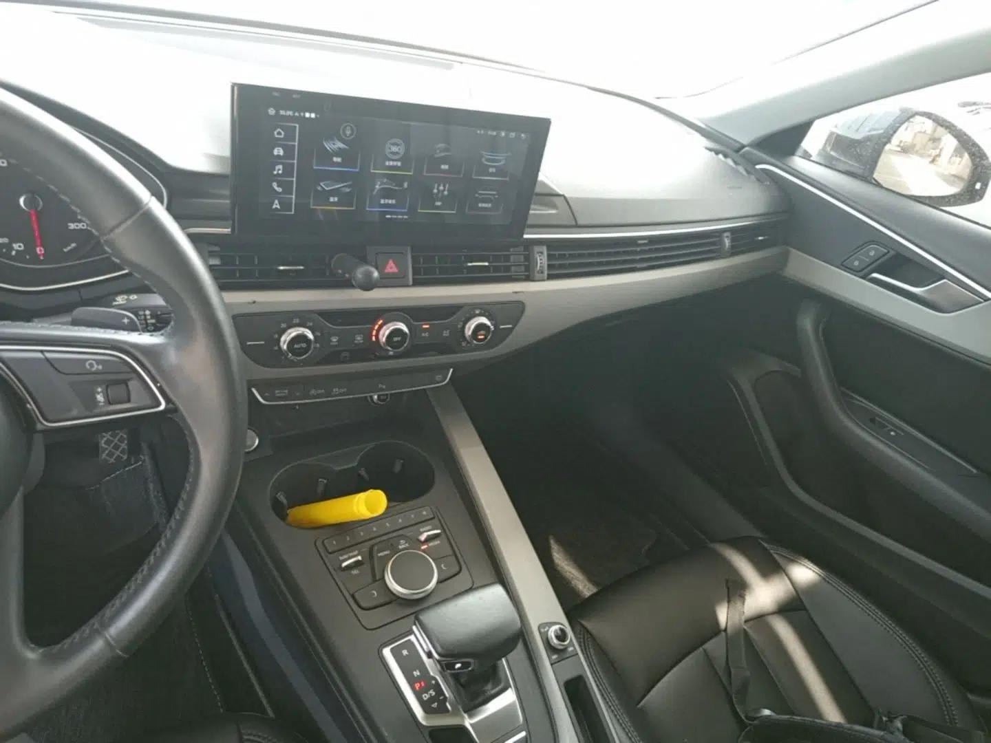 Audi A4L 2018 30th Anniversary Edition 40 TFSI Trendy Model — миниатюра 15
