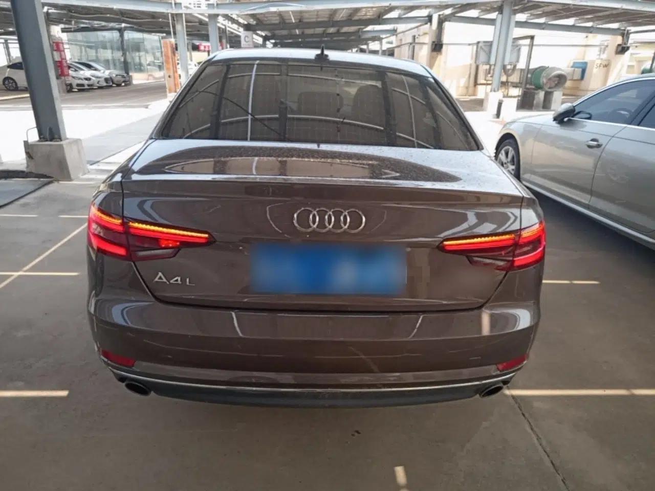 Audi A4L 2018 30th Anniversary Edition 40 TFSI Trendy Model — миниатюра 5