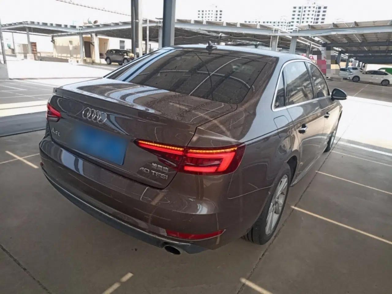 Audi A4L 2018 30th Anniversary Edition 40 TFSI Trendy Model — миниатюра 6