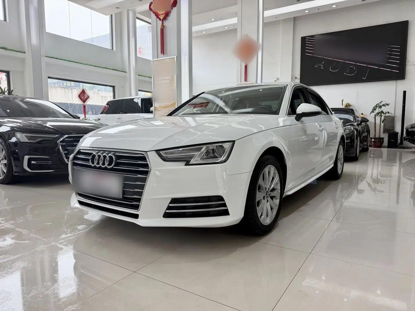 Audi A4L 2017 Plus 40 TFSI Ambition Model — миниатюра 1