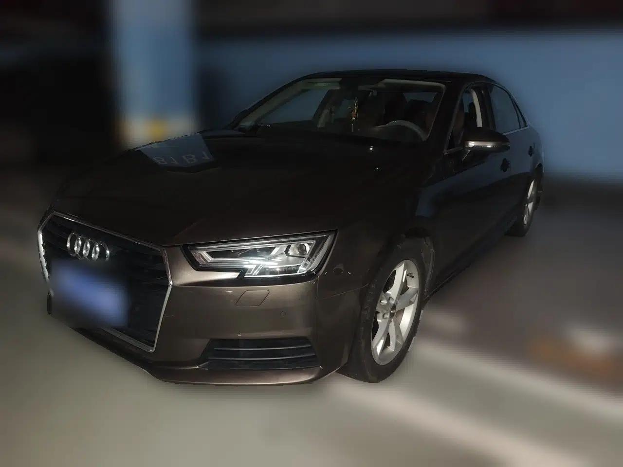 Audi A4L 2016 35 TFSI Collector's Edition Automatic Standard Model — миниатюра 1