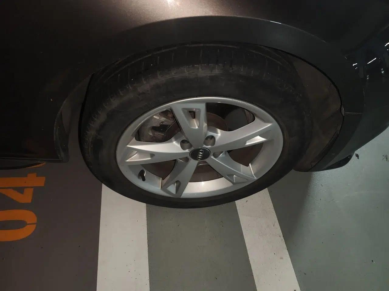 Audi A4L 2016 35 TFSI Collector's Edition Automatic Standard Model — миниатюра 8