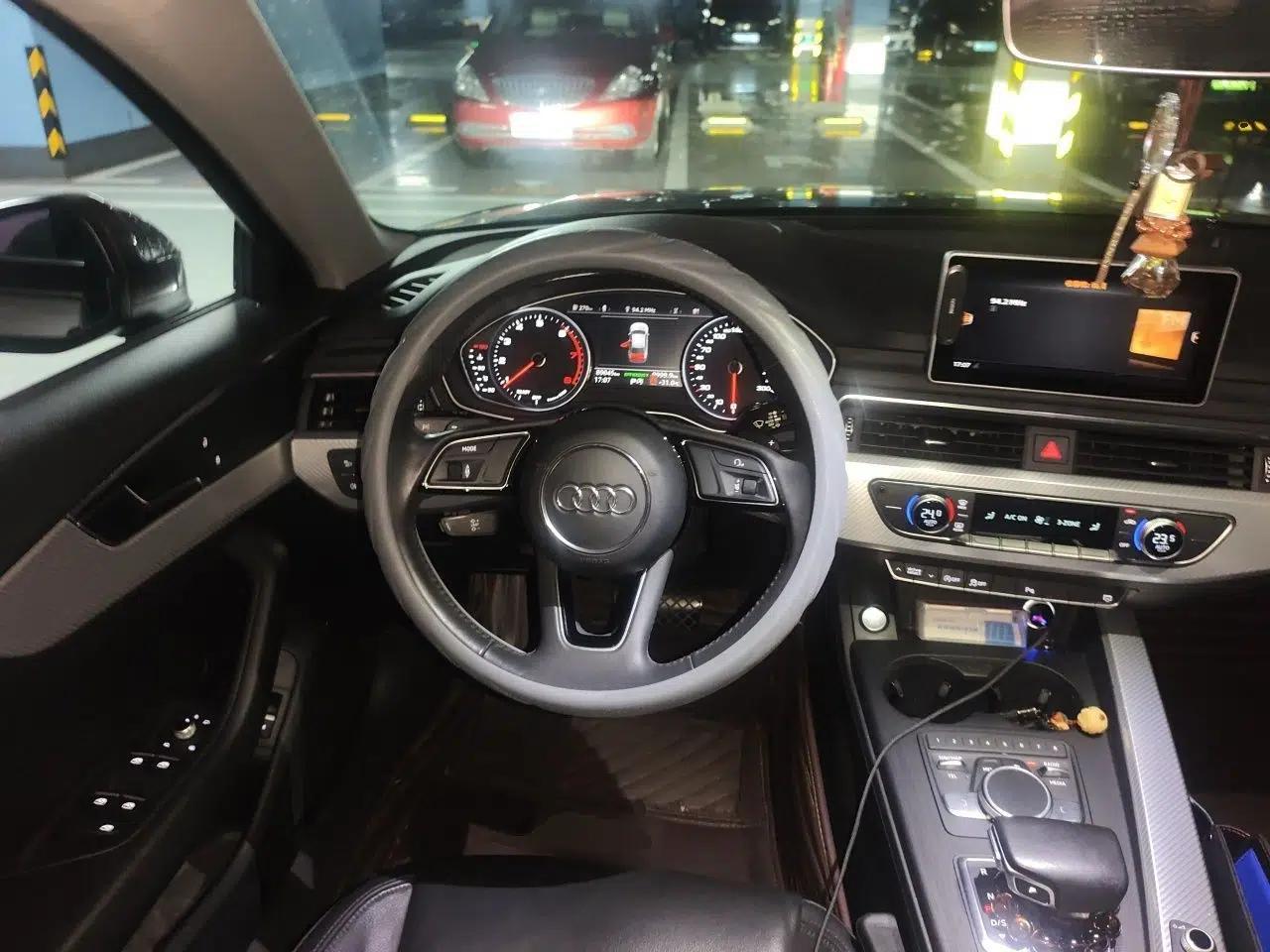 Audi A4L 2016 35 TFSI Collector's Edition Automatic Standard Model — миниатюра 10