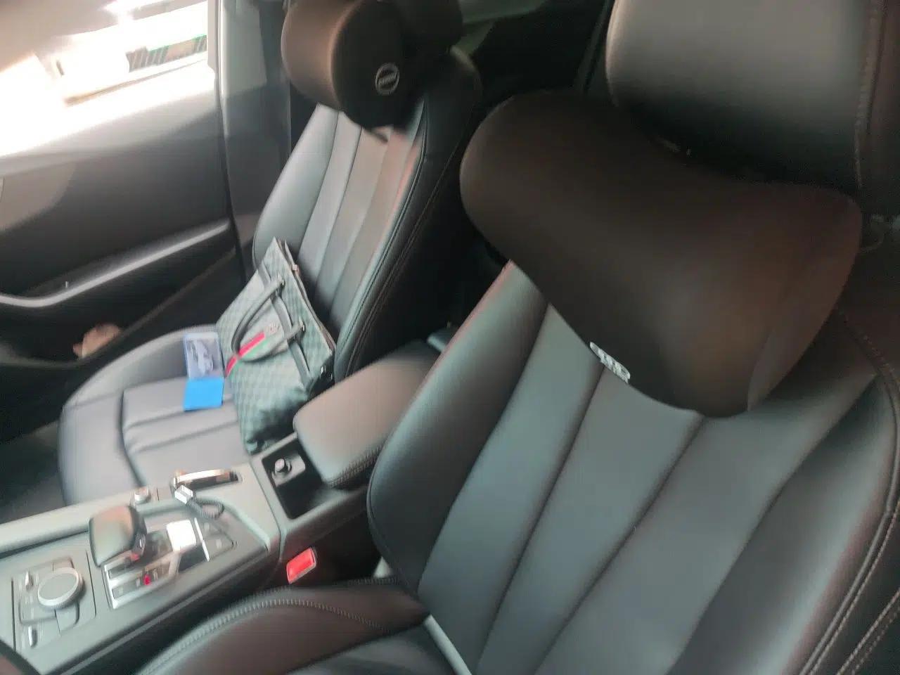 Audi A4L 2018 30th Anniversary Edition 30 TFSI Ambition Model — миниатюра 15