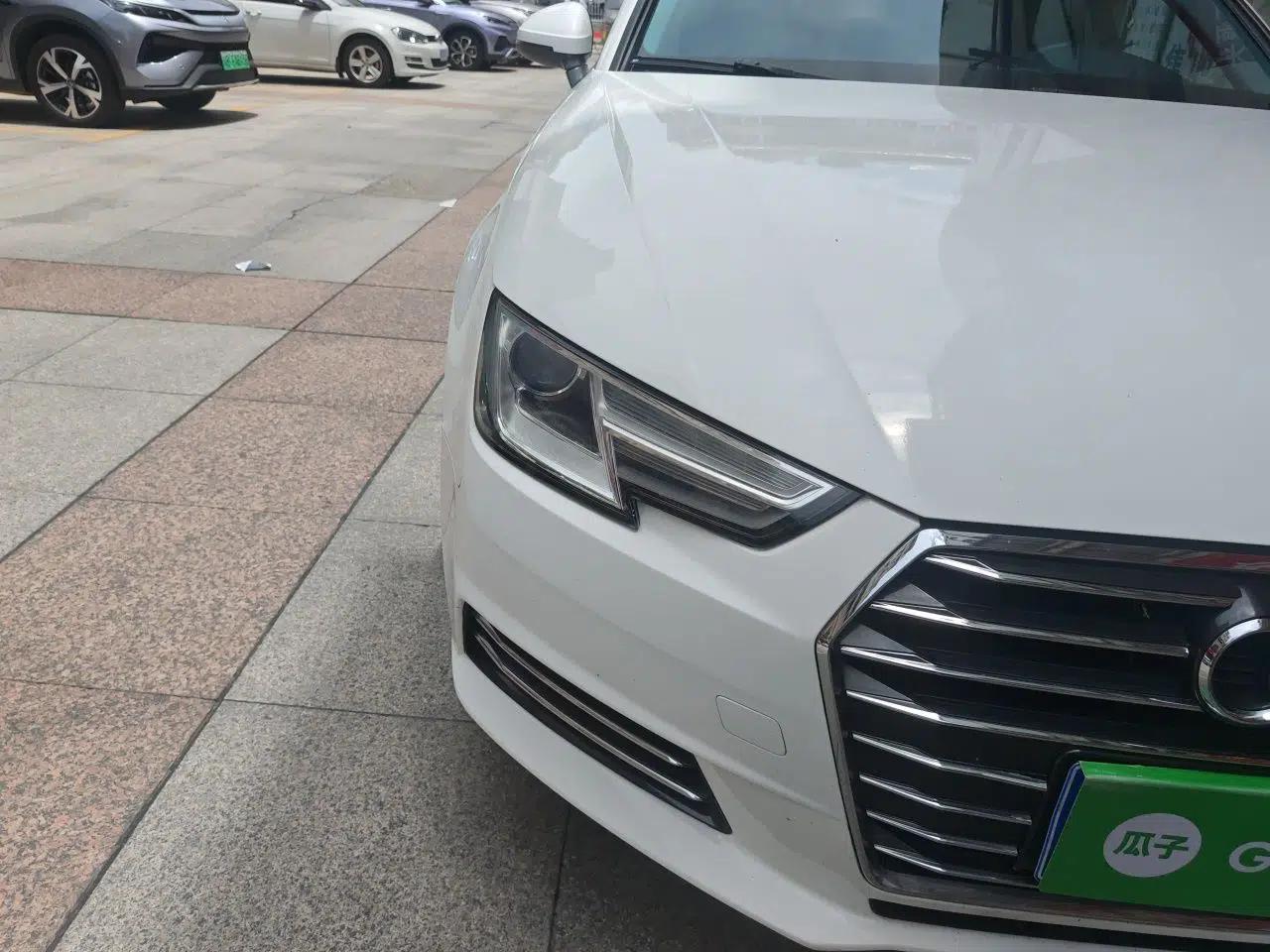 Audi A4L 2018 30th Anniversary Edition 30 TFSI Ambition Model — миниатюра 7