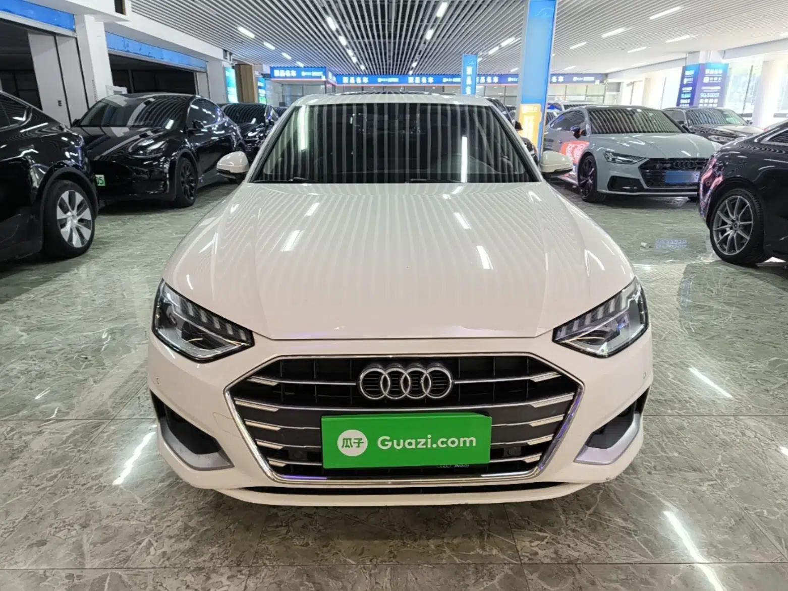 Audi A4L 2020 40 TFSI Fashionable and Elegant Model — миниатюра 2