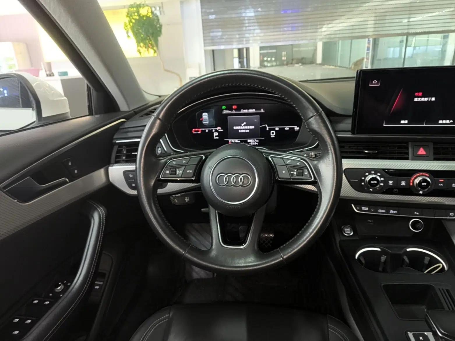 Audi A4L 2020 40 TFSI Fashionable and Elegant Model — миниатюра 13