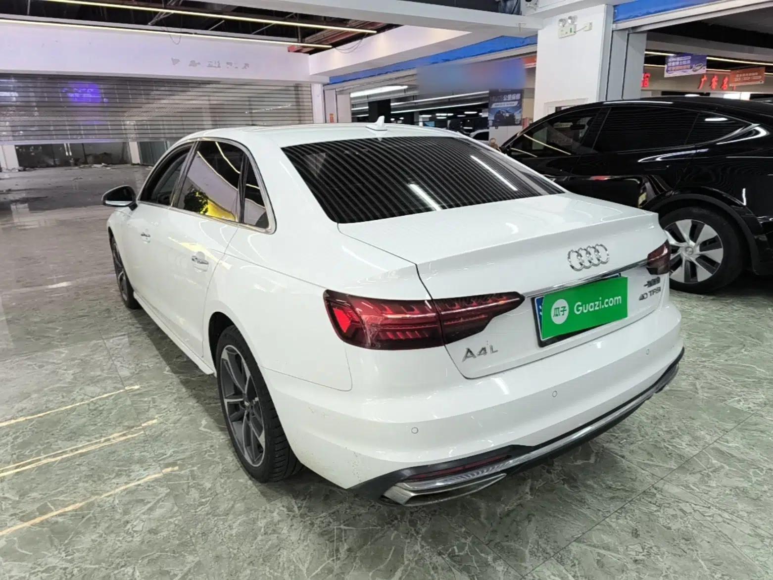 Audi A4L 2020 40 TFSI Fashionable and Elegant Model — миниатюра 4