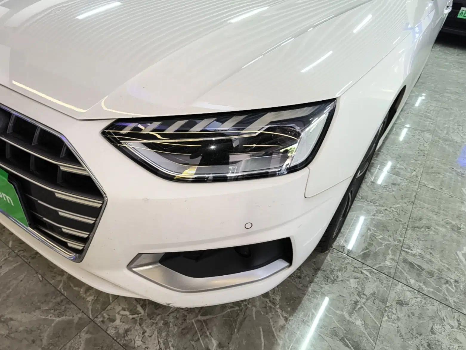 Audi A4L 2020 40 TFSI Fashionable and Elegant Model — миниатюра 8