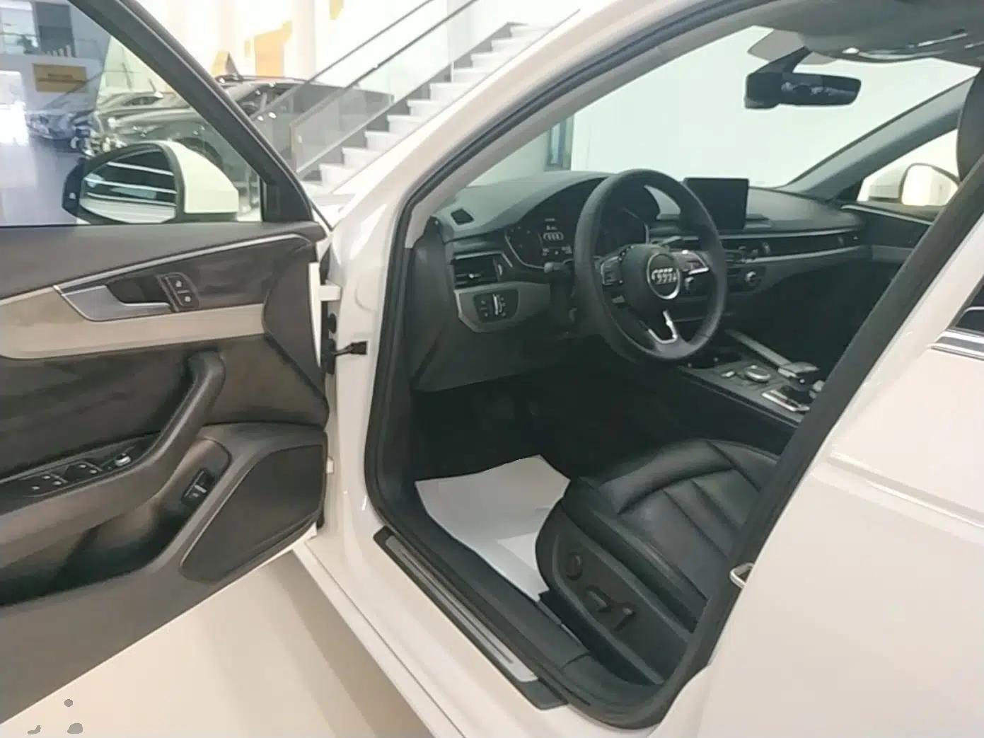 Audi A4L 2019 40 TFSI Ambition China VI — миниатюра 18