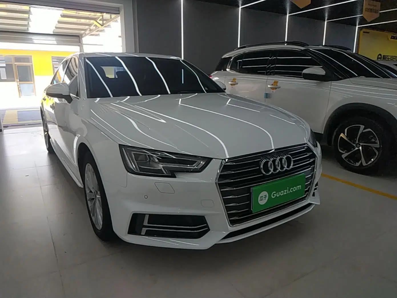 Audi A4L 2019 40 TFSI Ambition China VI — миниатюра 3