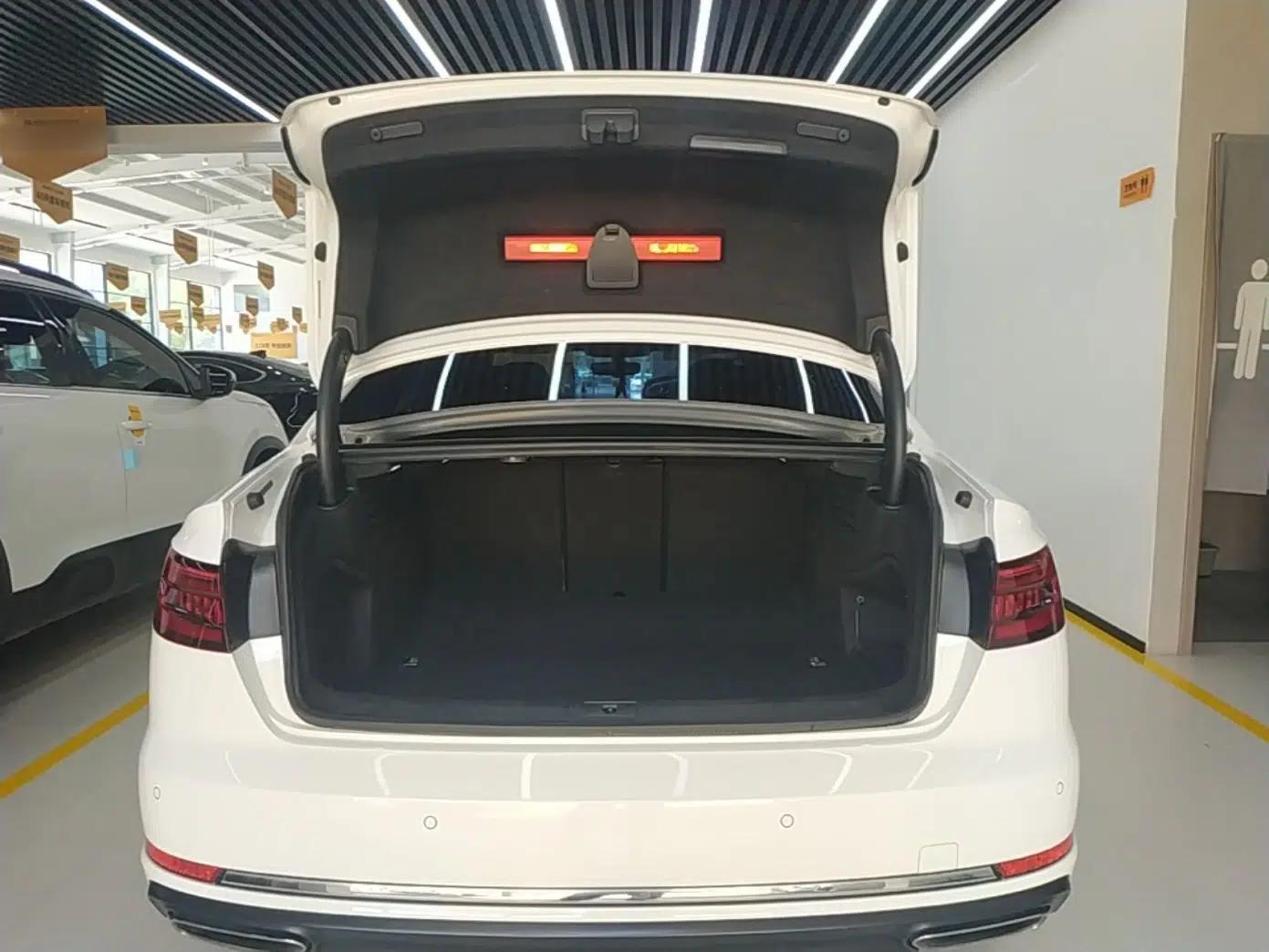 Audi A4L 2019 40 TFSI Ambition China VI — миниатюра 22