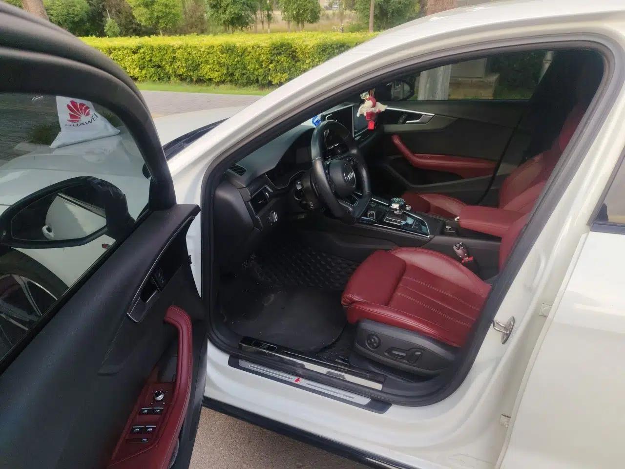 Audi A4L 2023 40 TFSI Luxury Dynamic Model — миниатюра 16