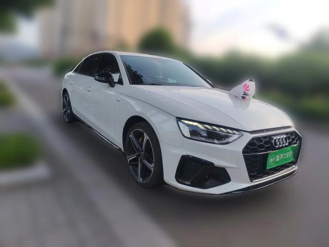 Audi A4L 2023 40 TFSI Luxury Dynamic Model — миниатюра 3
