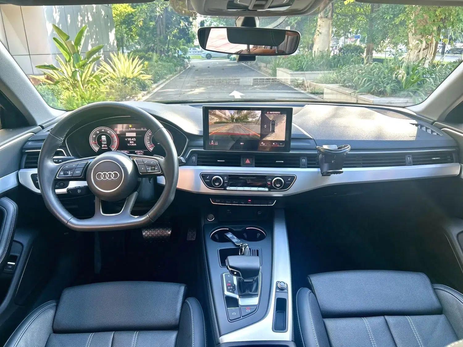 Audi A4L 2022 40 TFSI Luxury Dynamic Model — миниатюра 12