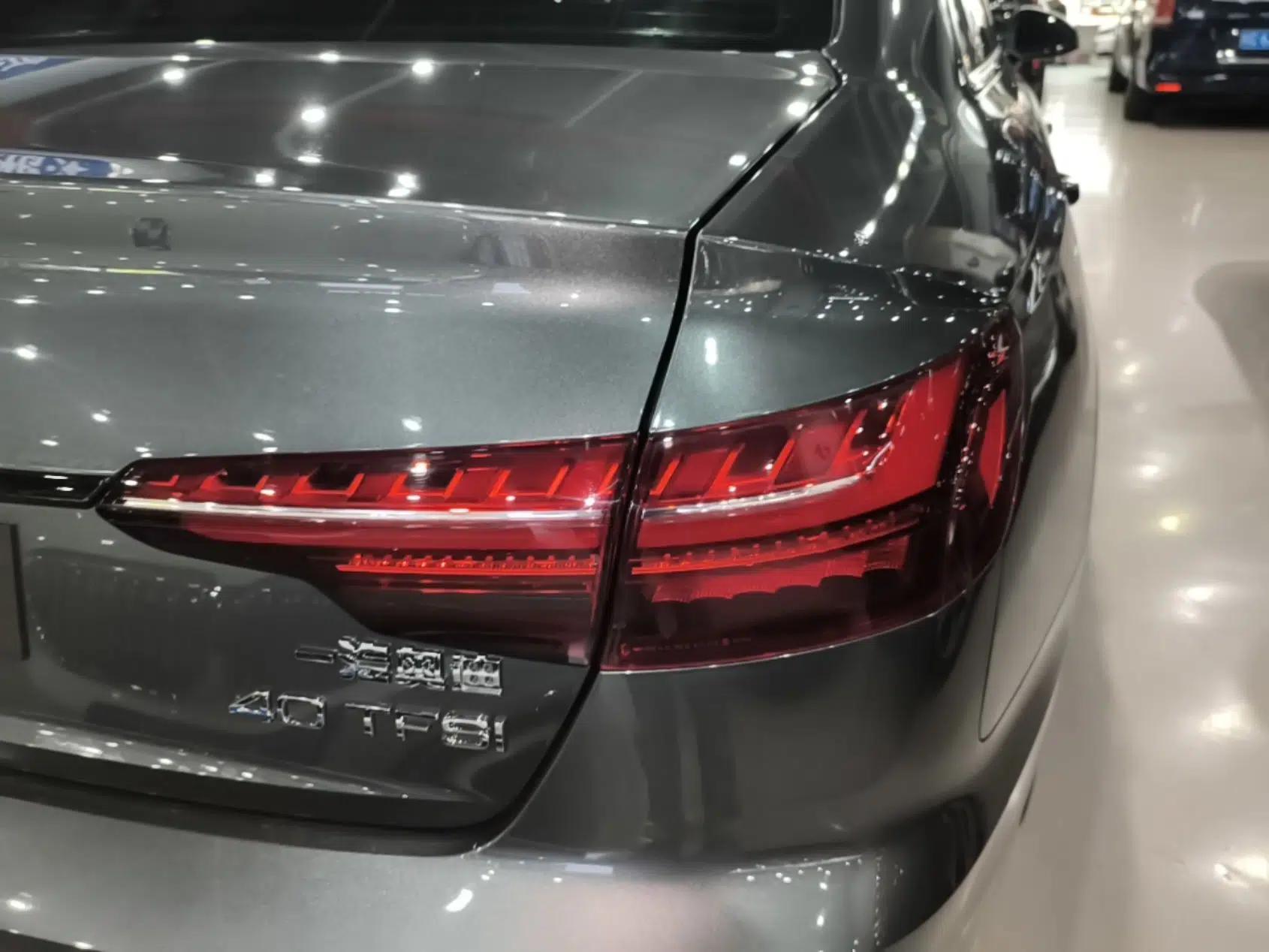 Audi A4L 2022 40 TFSI Luxury Dynamic Model — миниатюра 9