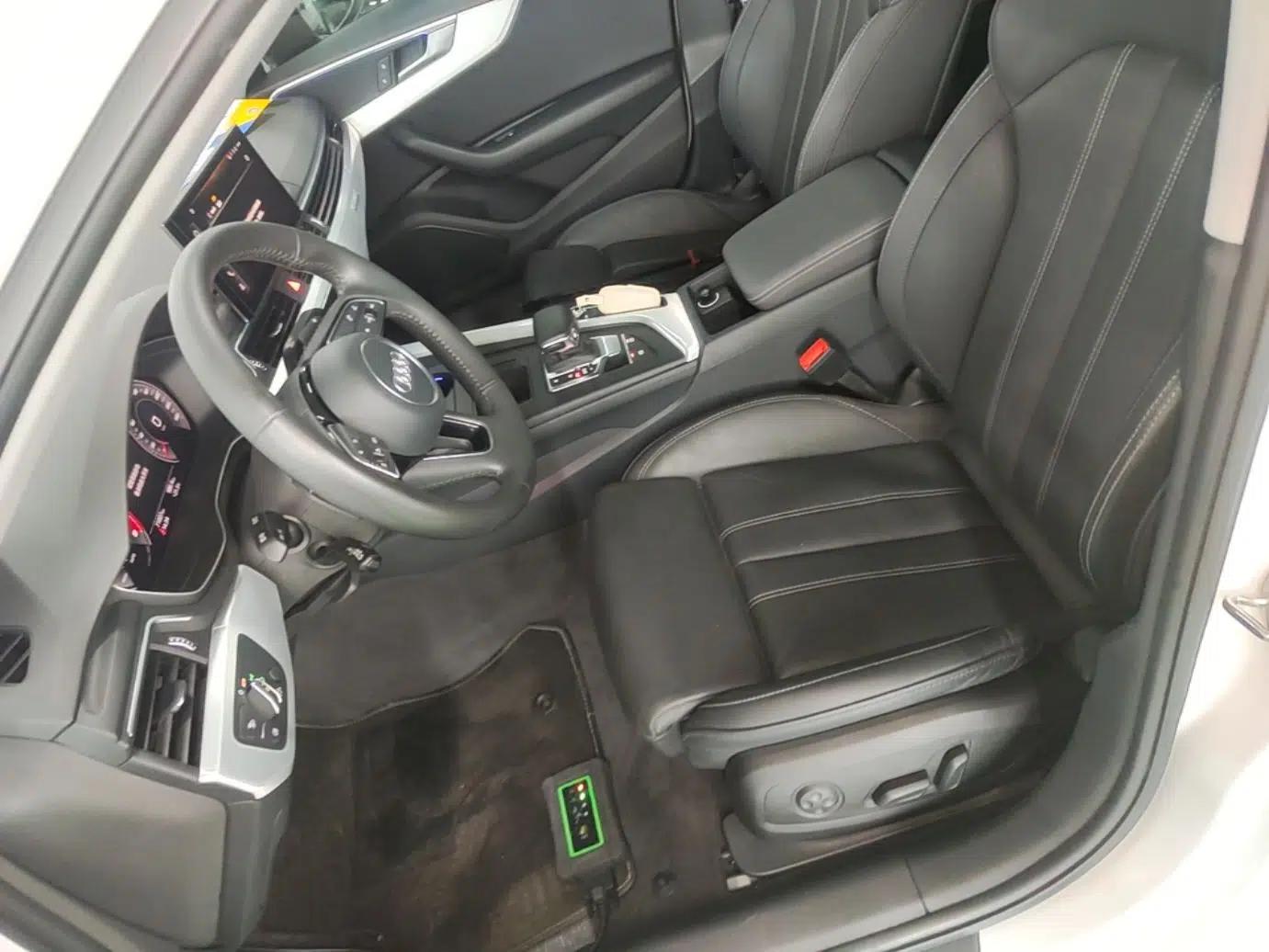 Audi A4L 2020 40 TFSI quattro Luxury Dynamic Model — миниатюра 17