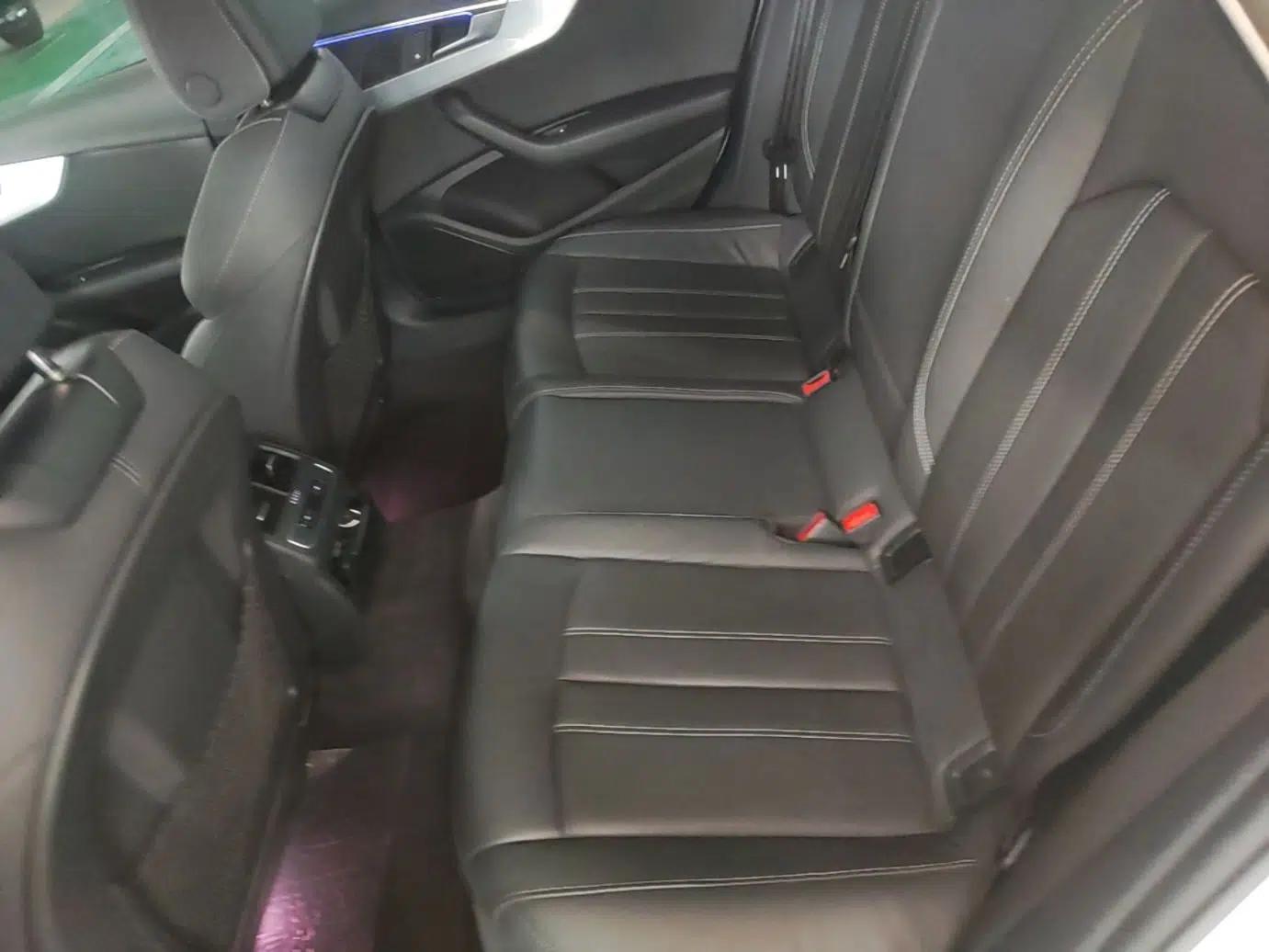 Audi A4L 2020 40 TFSI quattro Luxury Dynamic Model — миниатюра 20
