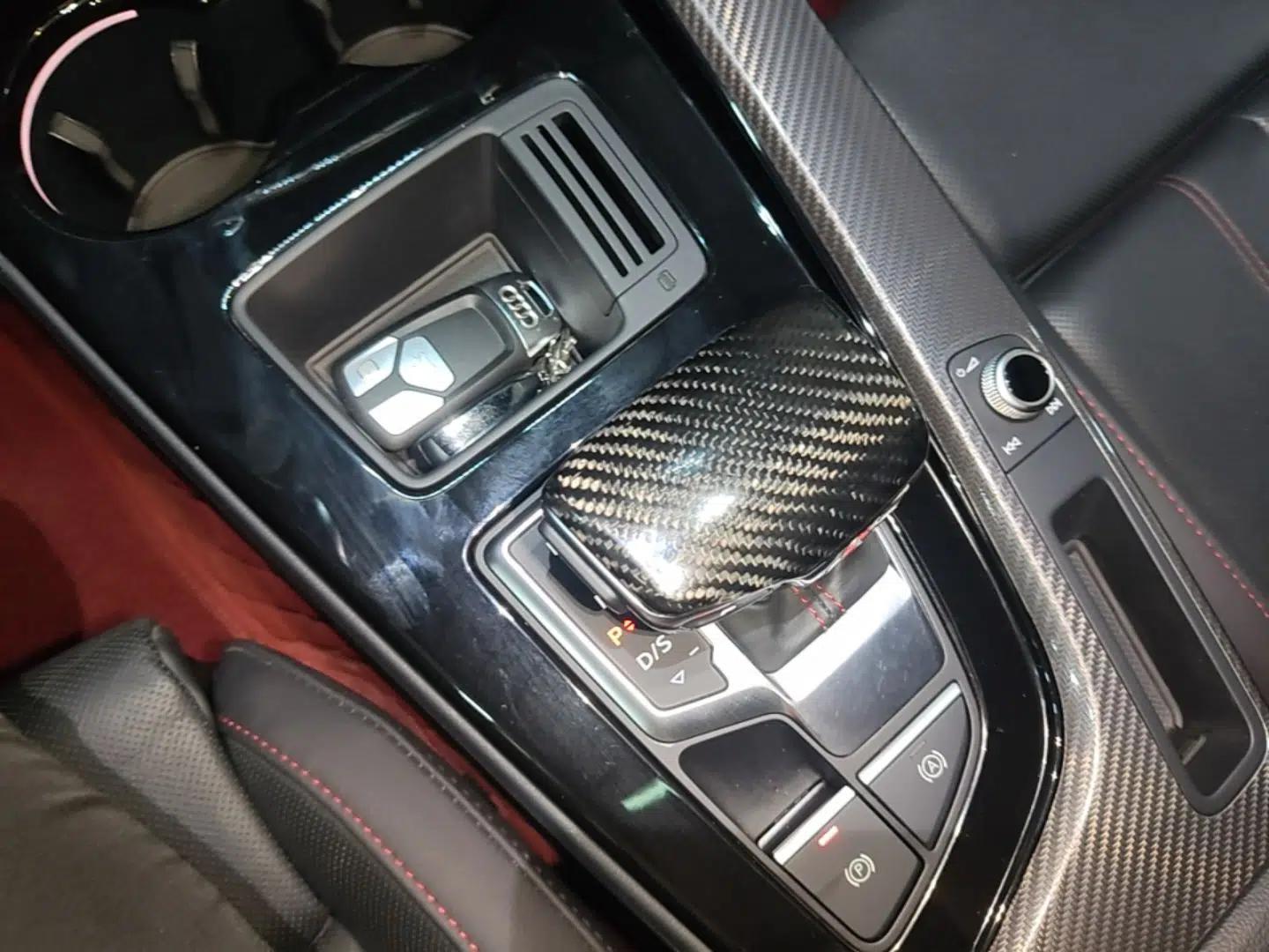 Audi A4L 2022 40 TFSI quattro RS Performance Package — миниатюра 16
