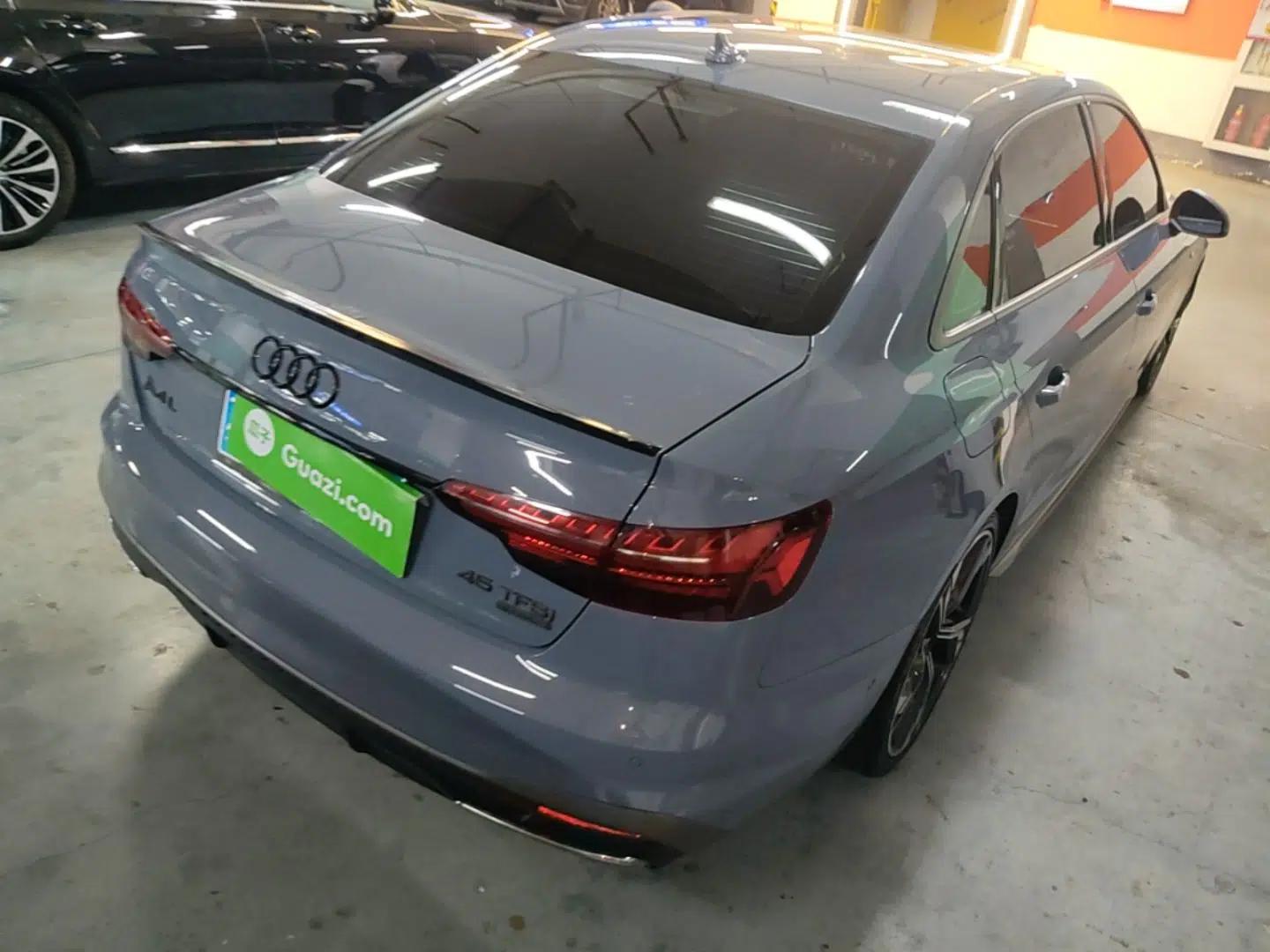 Audi A4L 2022 40 TFSI quattro RS Performance Package — миниатюра 6