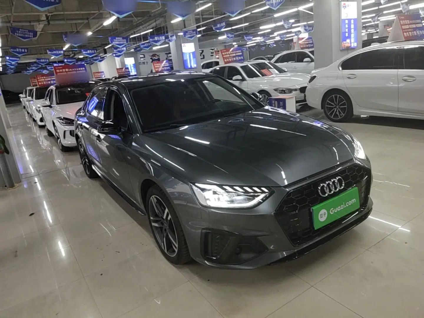 Audi A4L 2022 40 TFSI Luxury Dynamic Model — миниатюра 3