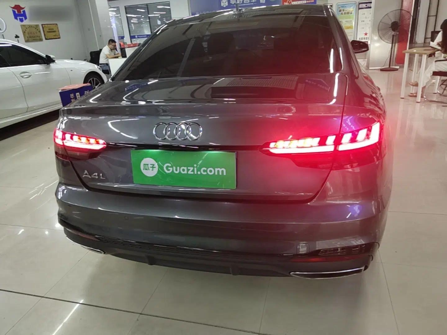 Audi A4L 2022 40 TFSI Luxury Dynamic Model — миниатюра 5