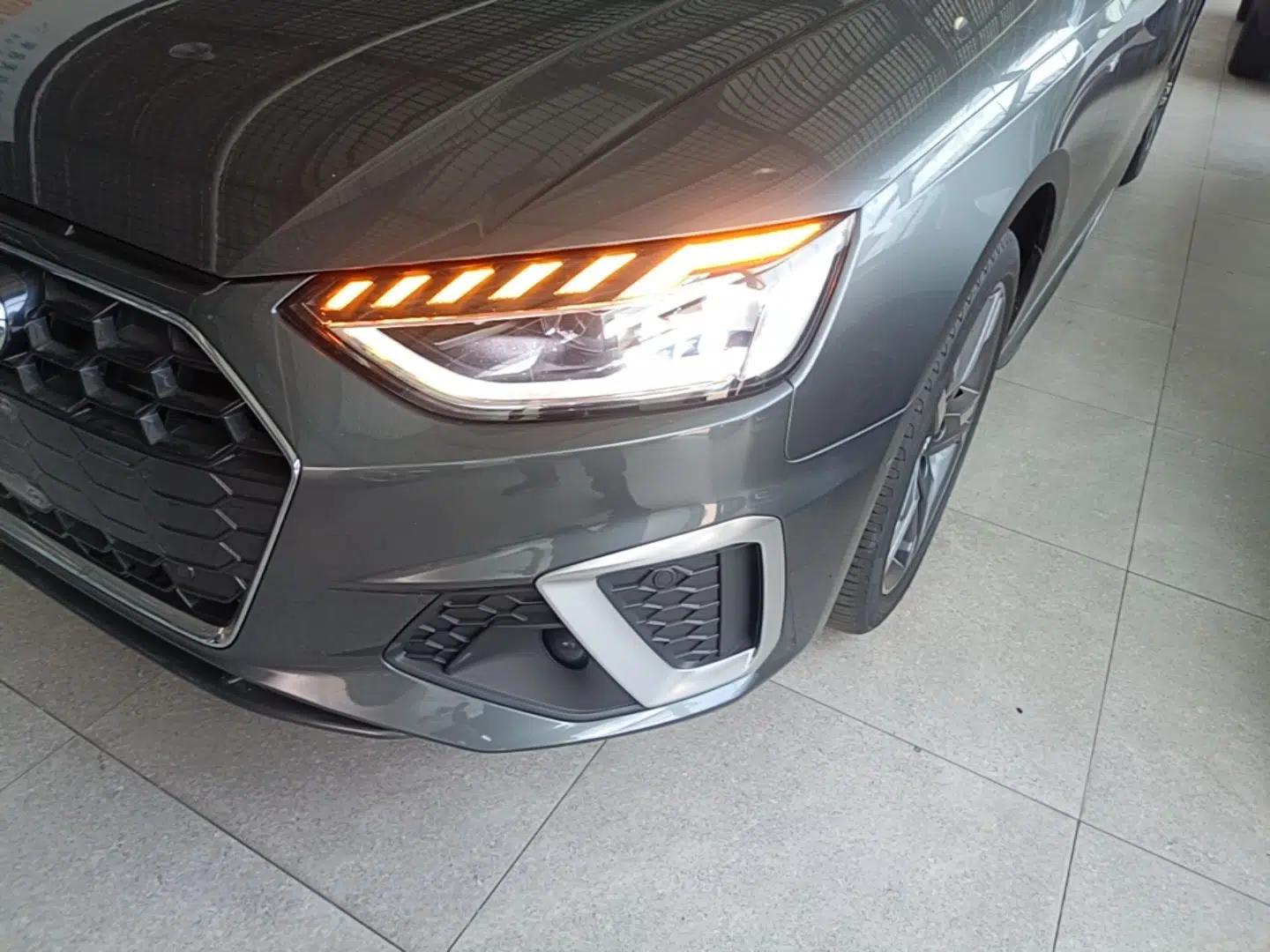 Audi A4L 2020 40 TFSI quattro Luxury Dynamic Model — миниатюра 8