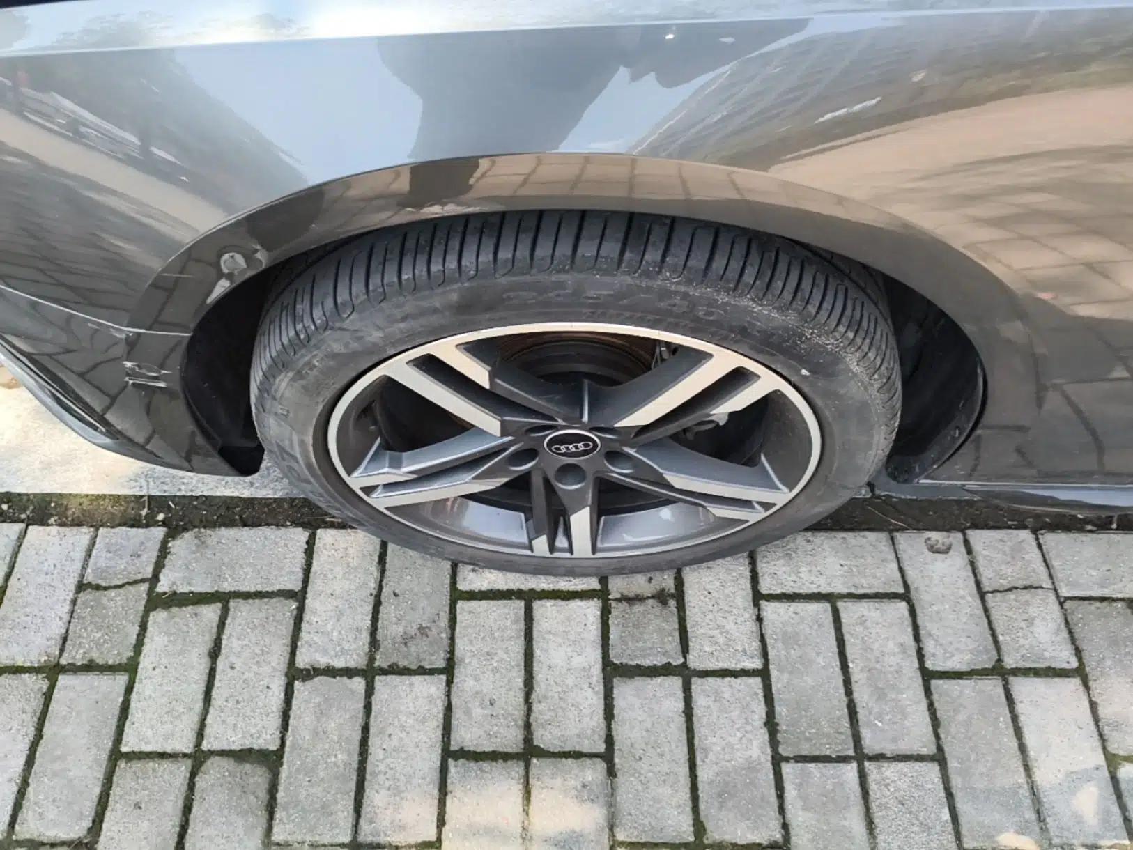 Audi A4L 2022 40 TFSI Luxury Dynamic Model — миниатюра 10
