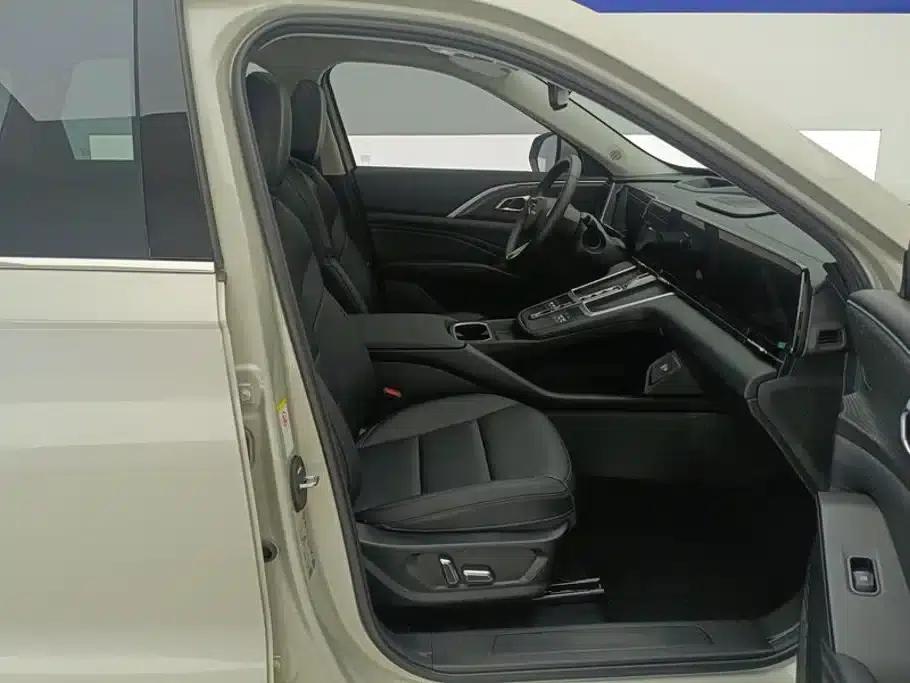 Haval Xiaolong MAX 2023 1.5L Hi4 105 4WD Intelligent Flagship Edition — миниатюра 8
